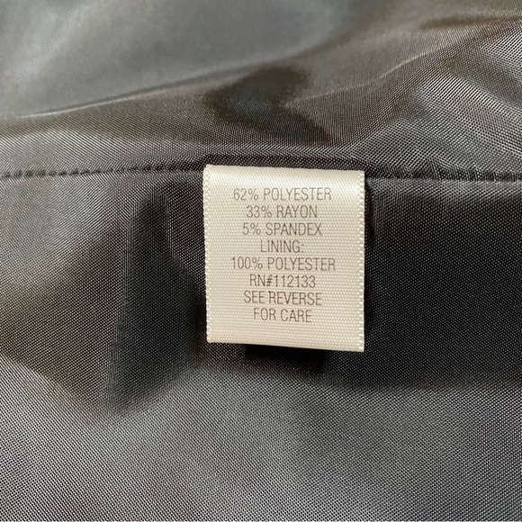 NWT Apt. 9 Women’s Black Pinstripe Blazer with Stretch Size 14 Lined Washable - Picture 12 of 16